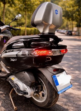 Maxi Scooter 500cc Piaggio X10 Executive - Full