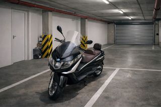 Maxi Scooter 500cc Piaggio X10 Executive - Full