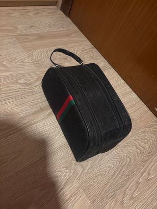 Neceser deportivo  negro nuevo