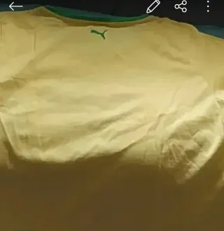 Camiseta Puma Unisex Amarilla.Manga corta