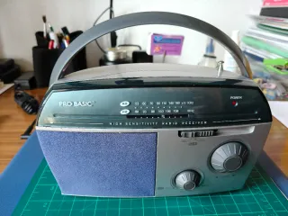 Radio Portátil Pro Basic Verde/Plateado