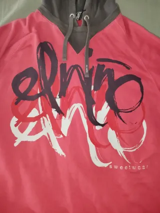 Sudadera El Niño Roja y Gris