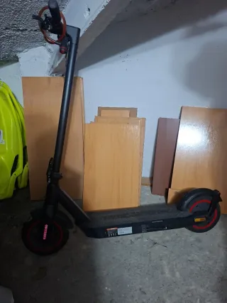 Patinete Eléctrico Negro