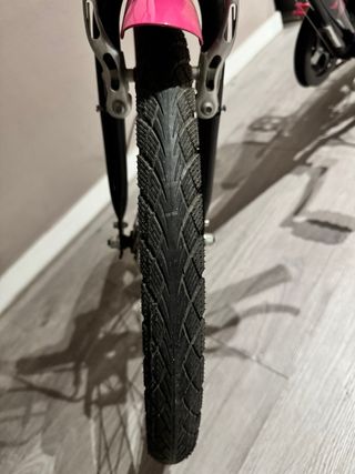 Bicicleta B-Twin niña Rin 20 con campana