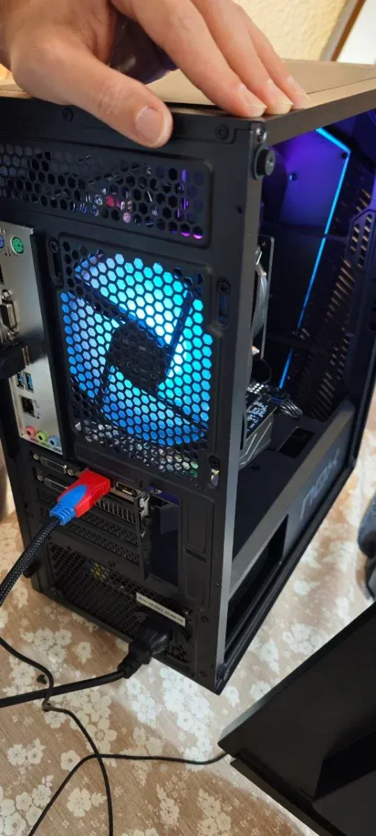 GAMING PC 14 CORES + GTX 1660 TI 6GB + 32GB DDR4 afbeelding 2