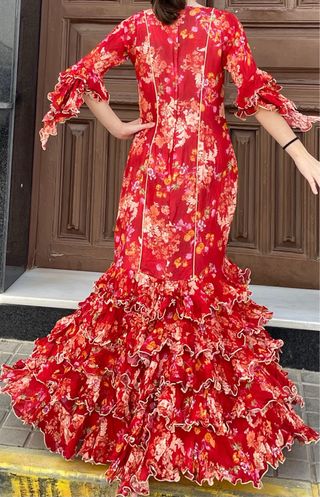 Traje de Flamenca rojo Talla 40/42 Elástico