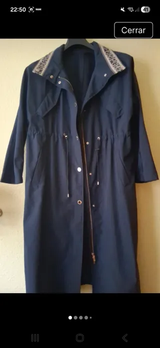 Gabardina Purificación Garcia  Azul marino.