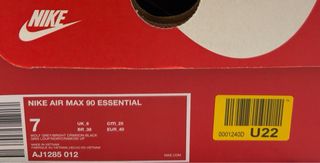 Nike Air Max 90 Essential.