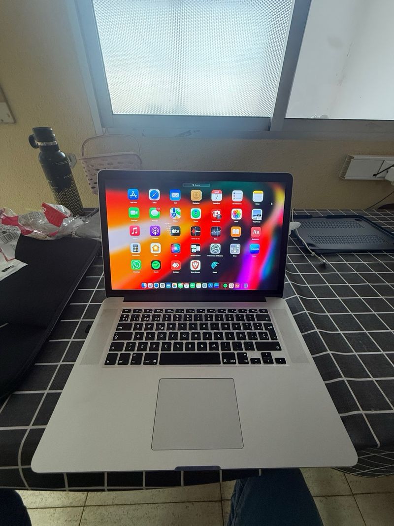MacBook Pro 16GB RAM 2015 afbeelding 2