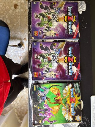 Pack 3 Álbumes de Invizimals Siticker y Evolution