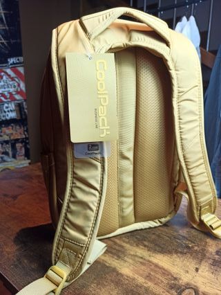 Mochila Coolpack Amarilla (Mostaza) Nueva