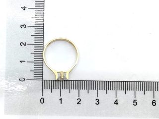 anillo oro 18k con piedra con circonita
