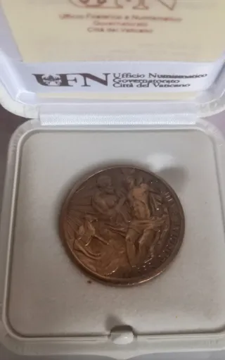 Medaglia papale anno santo misericordia 2015