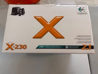 Logitech X-230 Altavoces 2.1 con Subwoofer