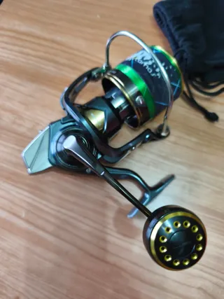 Carrete Daiwa 21 Surf Basia 45QD