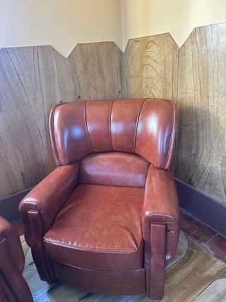 Conjunto Sofácama y Sillones + Mesa Cristal