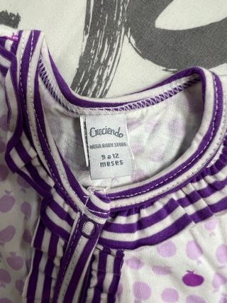 Body niña Creciendo estampado manzana