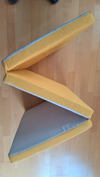 Colchón cuna de viaje amarillo