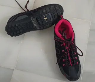 Zapatillas de spinning Mitical Negras y Fucsia