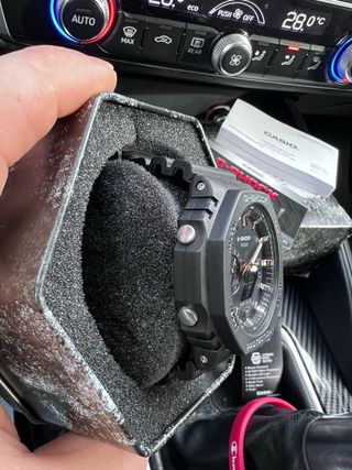 Reloj Casio G-Shock Negro y Dorado