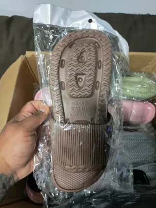 Chanclas cómodas para casa y playa