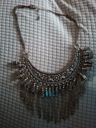 Collar estilo étnico plateado