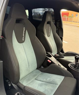 SEAT Leon Cupra r 2009