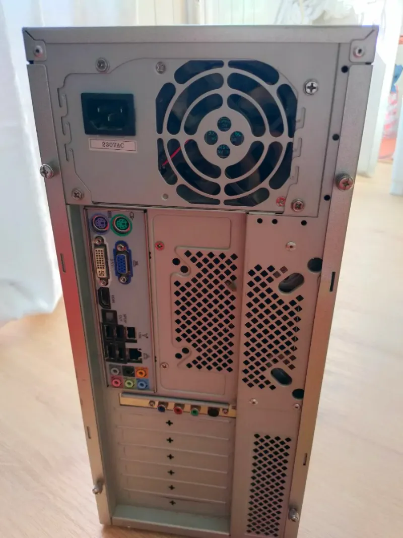INITIO AMD Athlon(tm) 64 X2 Dual Core Processor 44 afbeelding 4