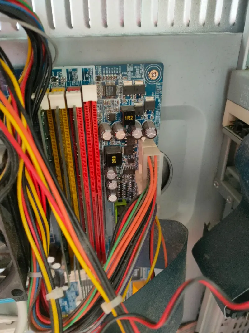 INITIO AMD Athlon(tm) 64 X2 Dual Core Processor 44 afbeelding 7