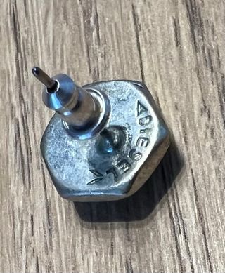 OrecchinO Diesel in acciaio - singolo