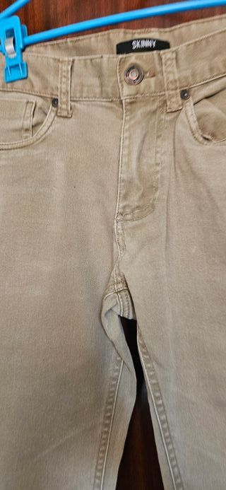 Pantalones vaqueros beige skinny