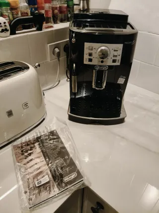 Cafetera DeLonghi Magnifica S