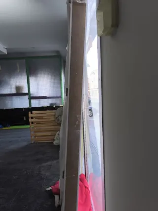 Puerta interior blanca