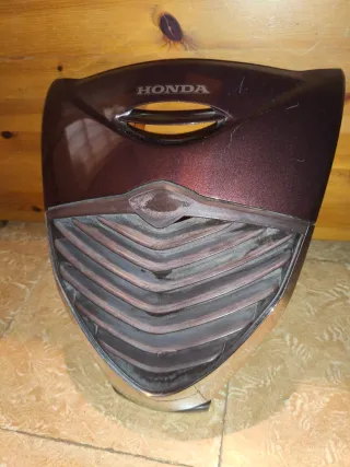 Tapa radiador Honda SH125/150 04-08