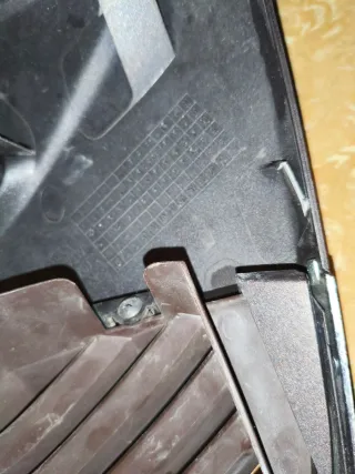 Tapa radiador Honda SH125/150 04-08