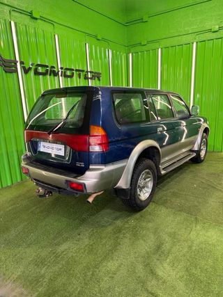 Mitsubishi Montero 1999