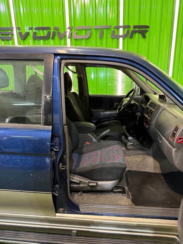 Mitsubishi Montero 1999