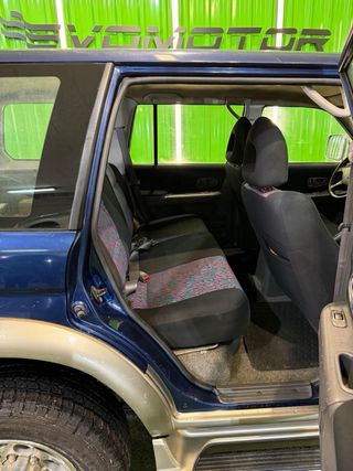 Mitsubishi Montero 1999