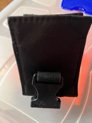 Porta emisoras negro