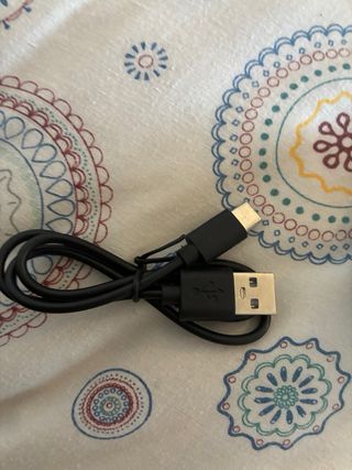 Altavoz con luz LED efecto llama