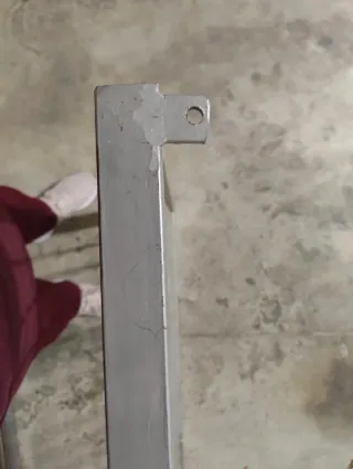 Jaula de hierro plateada