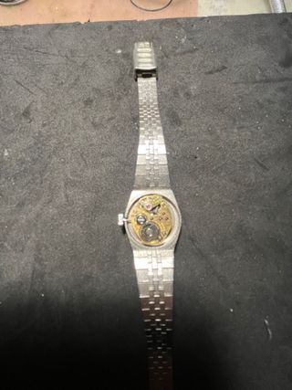 Reloj Avia 17 Rubíes,suizo de señora