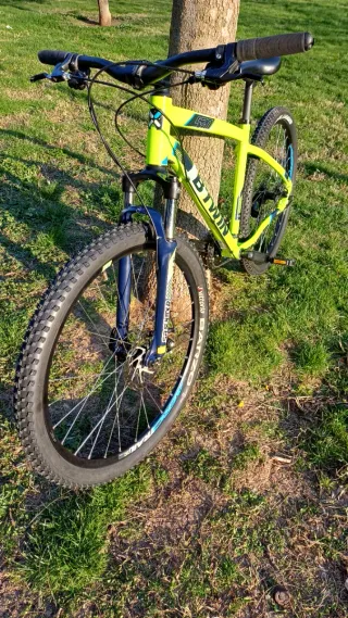 Rockrider 520 27.5" Talla L Transmisión SRAM NUEVA