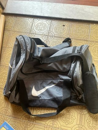 Borsa sportiva Nike grigia e bianca