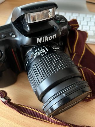 Cámara Réflex Analógica Nikon F50
