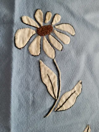 Mantel y 6 servilletas con encaje hecho a mano