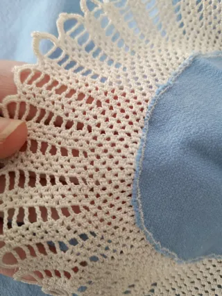 Mantel y 6 servilletas con encaje hecho a mano