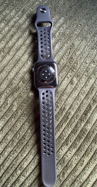 Apple Watch Series 6 Nike 44mm Gris