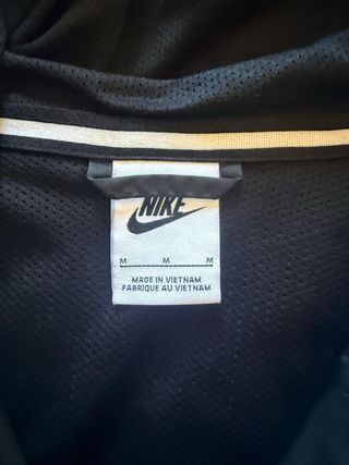 Chaqueta cortavientos Nike Negra
