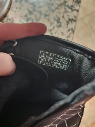 Botas Dr. Martens Telaraña